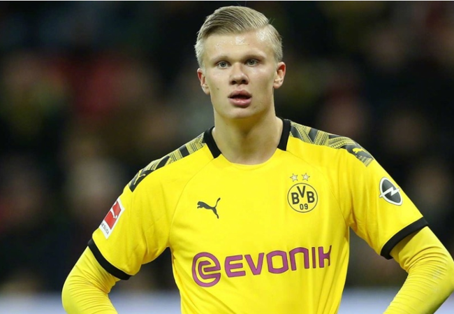 科莫2-0萨索洛连续12场不败，莫雷诺破门，尼科-帕斯献助攻（科莫2-0击退萨索洛豪取12场不败，莫雷诺破门，尼科-帕斯送助攻）