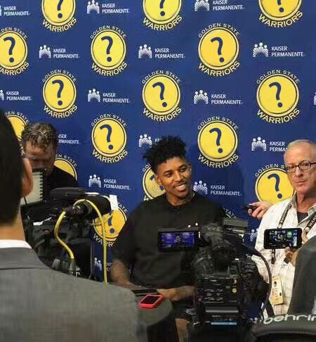 罗马诺：萨德提高对曼奇尼的报价，双方已重新开始谈判（罗马诺：萨德上调曼奇尼报价，谈判重启）