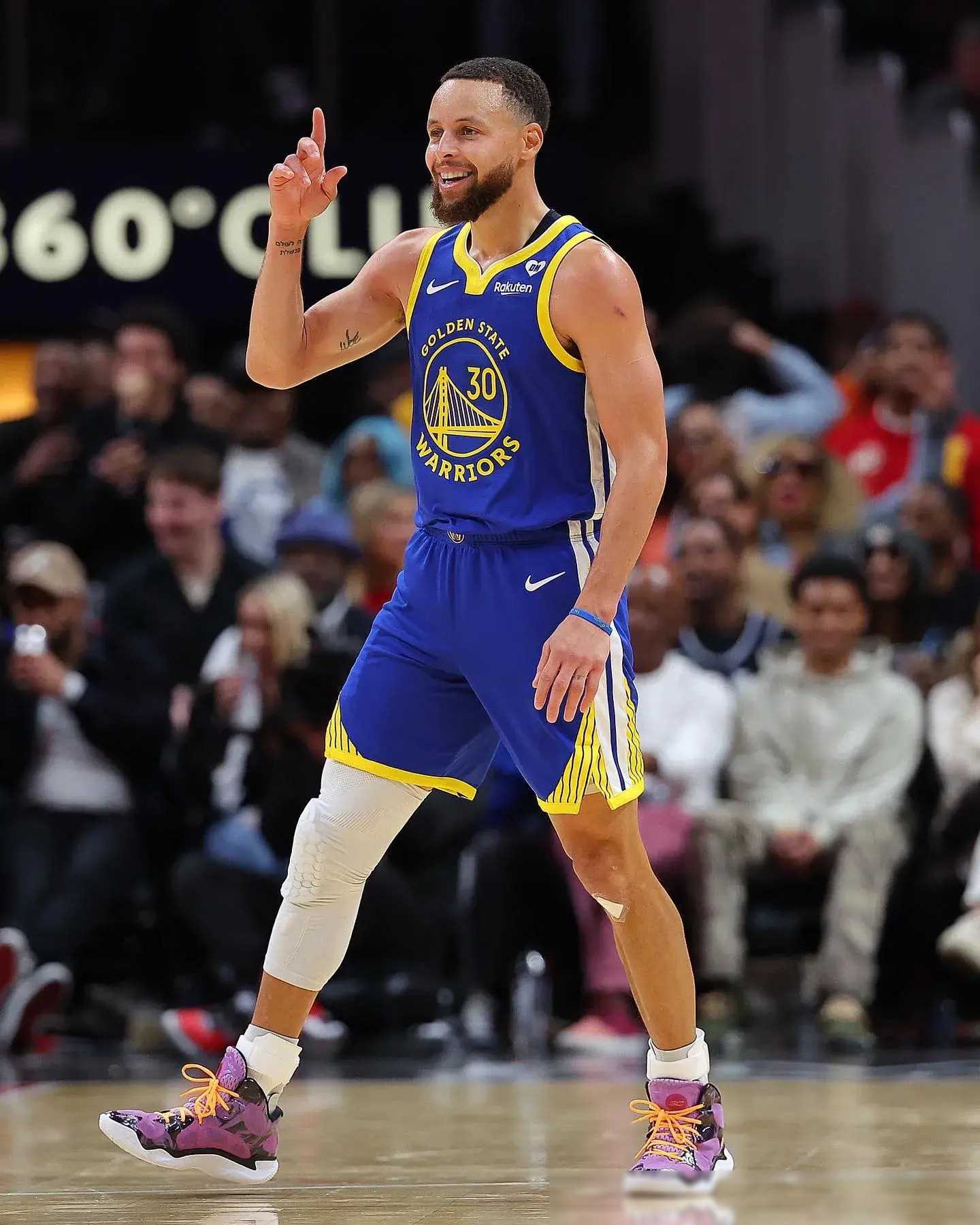 都体：尤文为随队远征挪威的约400名球迷发放30欧电子商城券（都体：尤文向随队远征挪威的约400名球迷派发30欧元电商代金券）