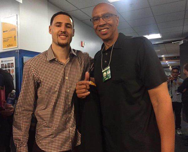 NBA焦点战：勇士主场逆转掘金,（NBA重磅对决：勇士主场上演逆转击败掘金）