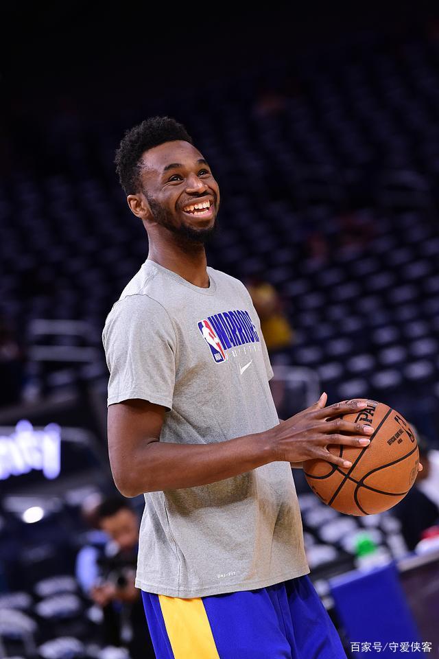 姆巴佩欧冠生涯已5次戴帽，仅次于梅西、C罗和莱万（姆巴佩欧冠5度戴帽，历史仅逊梅西、C罗与莱万）