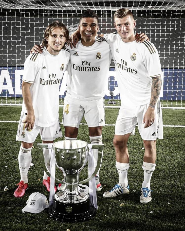 美记：鹈鹕不想直接裁掉锡安，但他最多也就能换个次轮签（美媒称：鹈鹕无意直接裁掉锡安，其交易回报顶多只是一个次轮签）