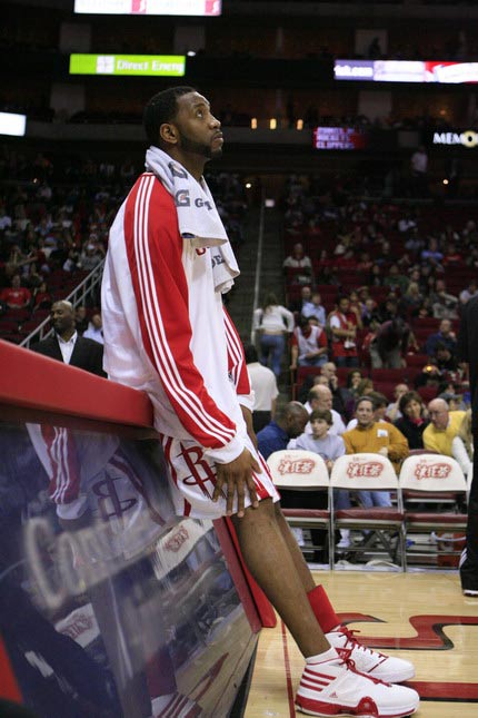 心理专家：阿劳霍目前身体状况良好，但他存在心理问题（心理专家称阿劳霍身体状况良好，但有心理困扰）