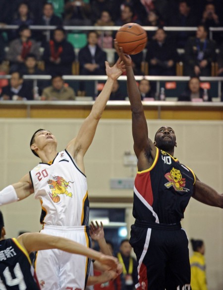 阿斯：皇马会员大会将提交创纪录收入，上赛季达11.85亿欧元（阿斯：皇马会员大会将公布史上最高收入，上一季为11.85亿欧元）